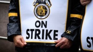 NJ Transit Strike: Engineers Reach Tentative Deal, Services to Resume