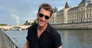 Алексей Воробьев показал фото с женой из храма в Париже