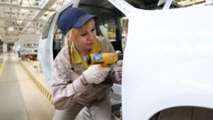 АвтоВАЗ определил реальный срок службы автомобилей Lada