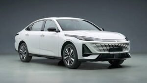 Changan Eado четвёртого поколения: бензин или гибрид