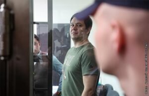 Главред Baza Трифонов арестован за взятки полицейским