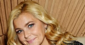 Ирина Пегова показала фигуру на пляже в Турции с женихом