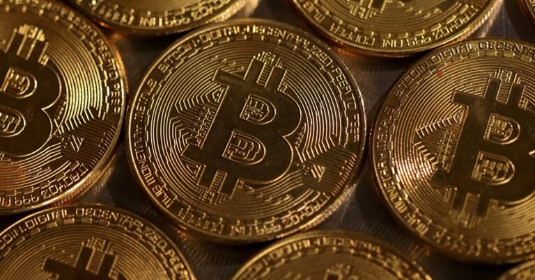 Крупный инвестор переместил $4 млрд в биткоинах на биржи