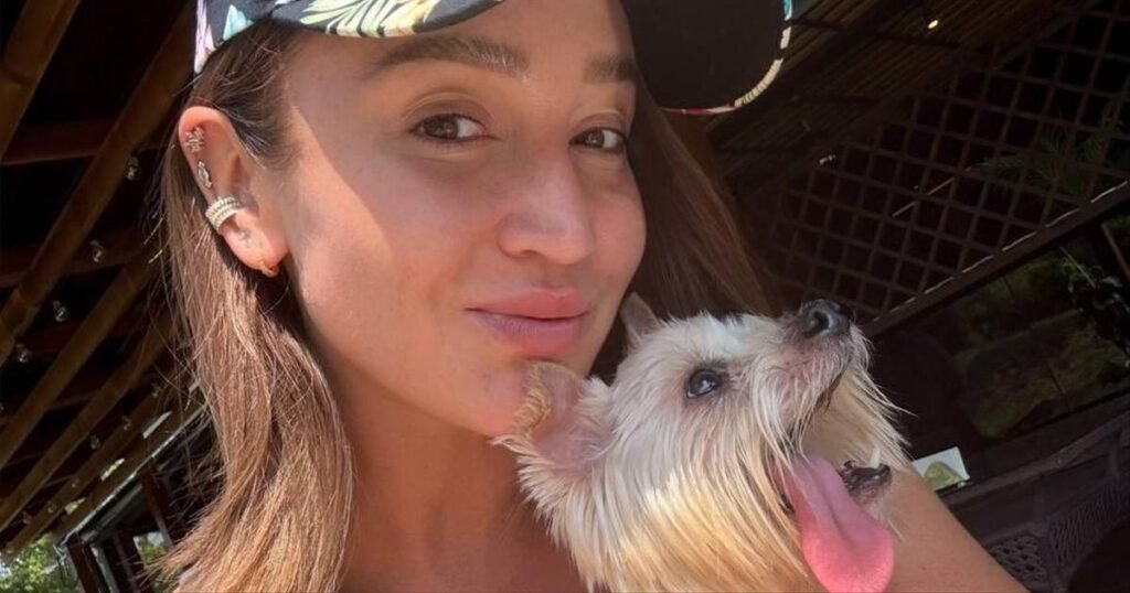 Ольга Бузова в отчаянии: звезда ТВ молится о здоровье любимой собаки