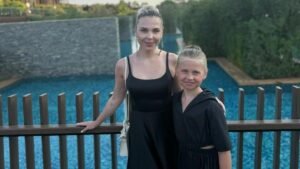 Пелагея после суда с Иваном Телегиным уехала с дочерью на море