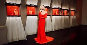 Полина Гагарина открыла VK Fest-2025 в Москве с патриотическим размахом