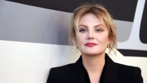 Рената Литвинова раскрыла секрет своего моложавого вида