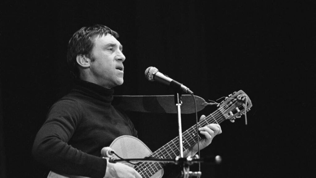 Режиссер Розовский: Высоцкий стал бессмертным благодаря смерти