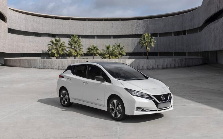 Топ-5 электромобилей с пробегом, которые чаще всего покупают россияне