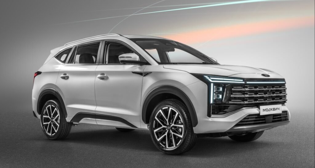 В России начались продажи флагманского кроссовера «Москвич 8»