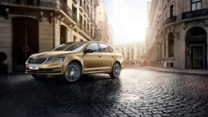 В России начались продажи новых Skoda Octavia