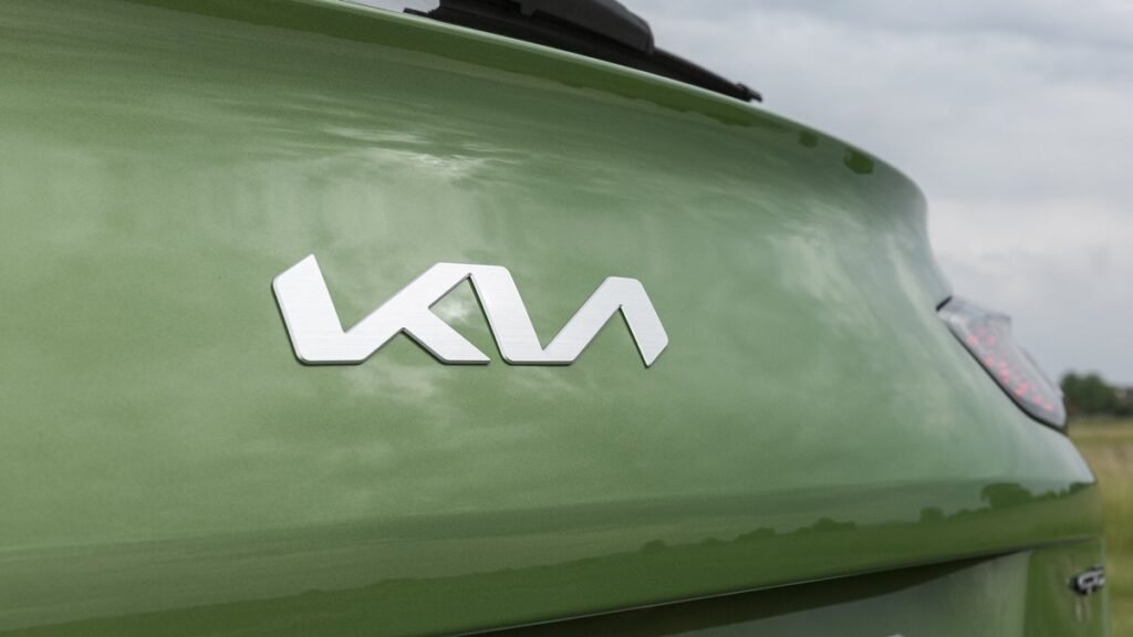 В России стартовали продажи новых Kia Sportage Ace