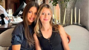 Виктория Боня учит 13-летнюю дочь светской жизни в Москве