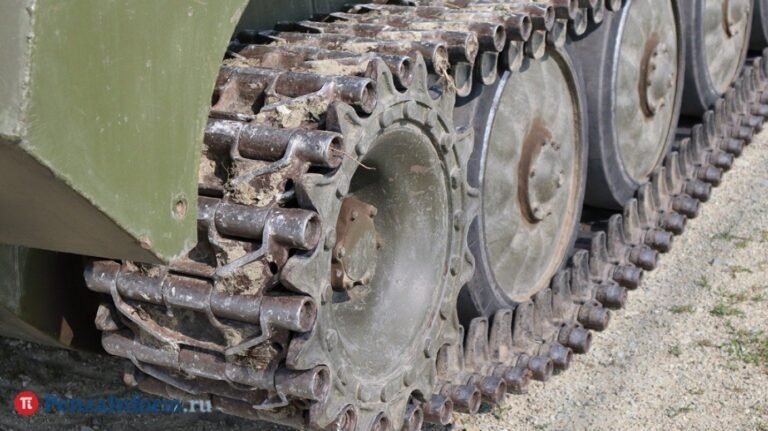 Запад готовит военную агрессию против России: названы сроки