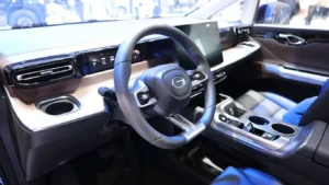 Запасы нераспроданных авто у дилеров России сократились