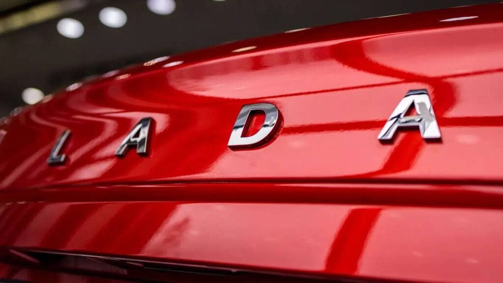 АвтоВАЗ представил LADA EnjoY Evo: новая мультимедийная система для LADA Iskra