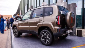 АвтоВАЗ проводит бесплатный ремонт Lada Niva Travel из-за дефекта КПП