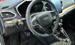 АвтоВАЗ решил проблему блокировки руля Lada Vesta