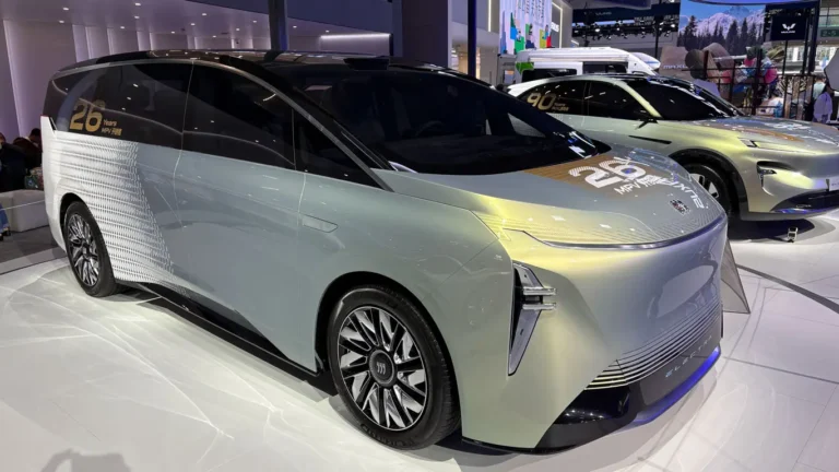 Buick представил в Китае обновленный Electra и еще две новинки