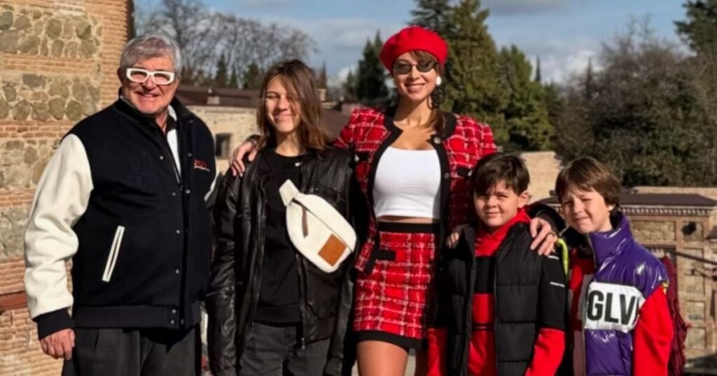 Диброва едет за детьми после ночи с мужем: что происходит в семье?