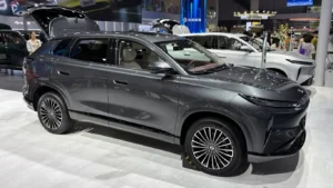 Dongfeng представил новые гибриды и электрокары на Chengdu Auto Show 2025