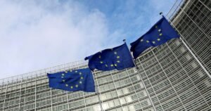 ЕС и США подтвердили взаимные пошлины в 15%: что это значит для мировой торговли