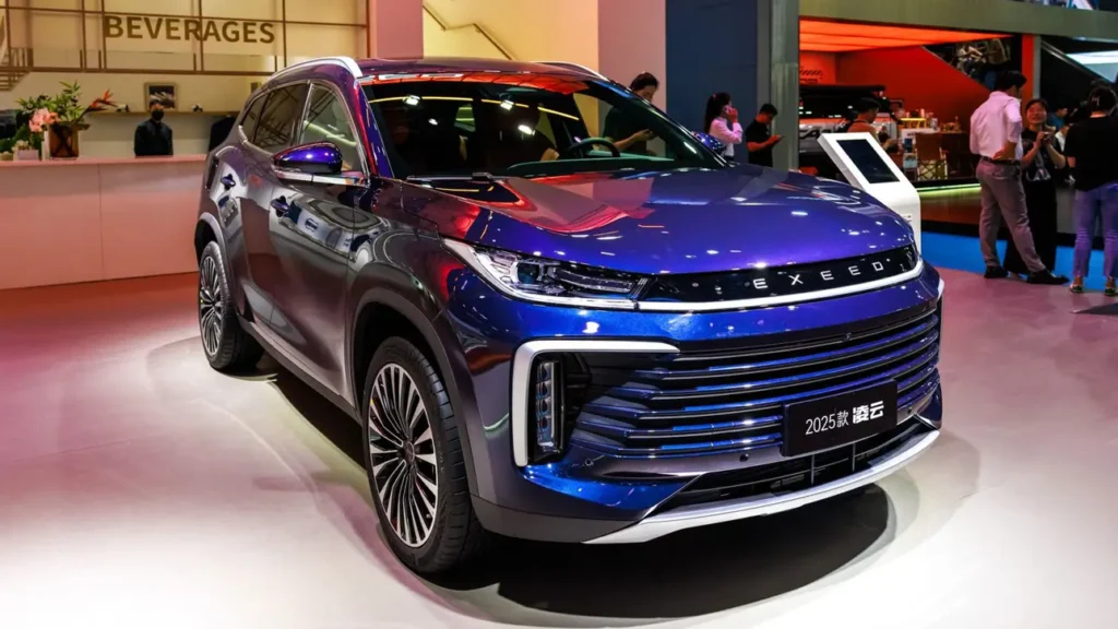 Exeed расширяет сервисные возможности в России: новые пакеты услуг для владельцев