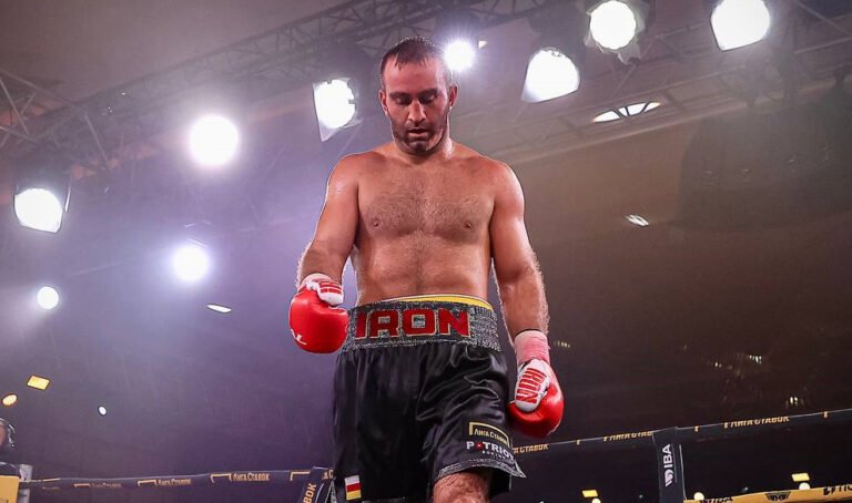 Гассиев победил Милтона техническим нокаутом в Майами