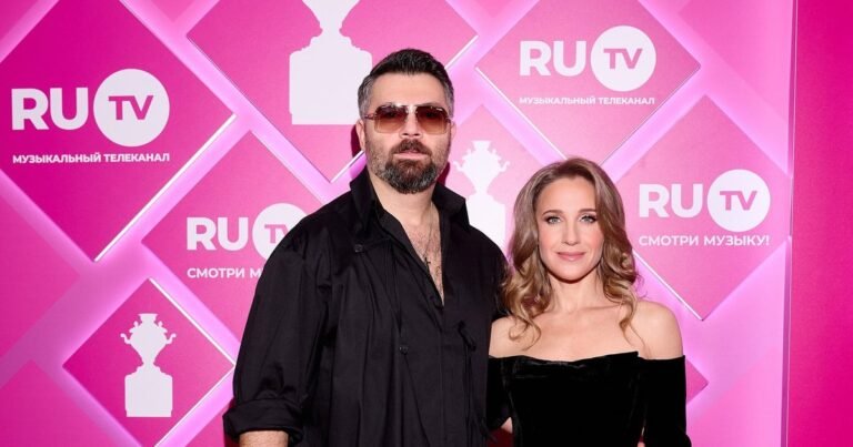 Юлия Ковальчук показала романтический отдых с Алексеем Чумаковым