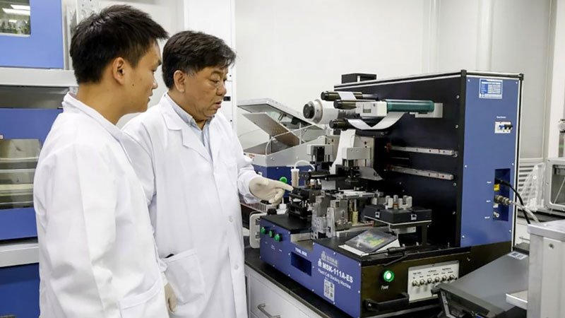 Китайские ученые создали аккумуляторы с рекордной плотностью энергии