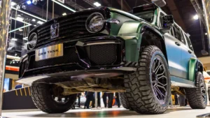 Китайцы резко снизили цены на премиальный внедорожник Tank 300