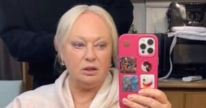 Лариса Гузеева сменила имидж и рассказала о зависимых отношениях с собакой