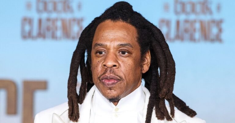 Леди Гага - самая богатая артистка в мире с состоянием $2,6 млрд