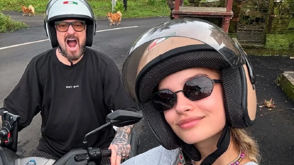 Марк Горобец с молодой женой отдыхает на Бали