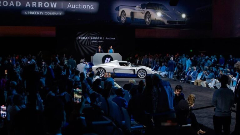 Maserati MC12 Stradale продана за рекордные 4,8 млн евро