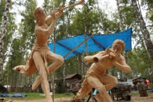 Московские мастера выиграли «Праздник топора» с «Лесными нимфами»