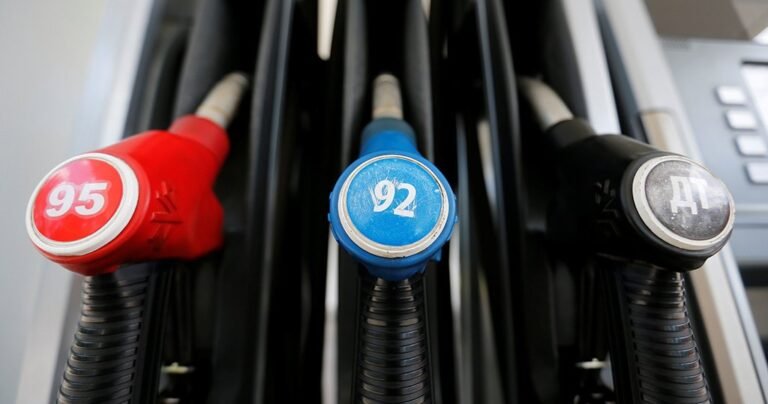 На Курилах ограничили продажу бензина АИ-92 для населения