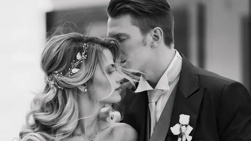 Никита Пресняков подтвердил развод с женой Аленой Красновой