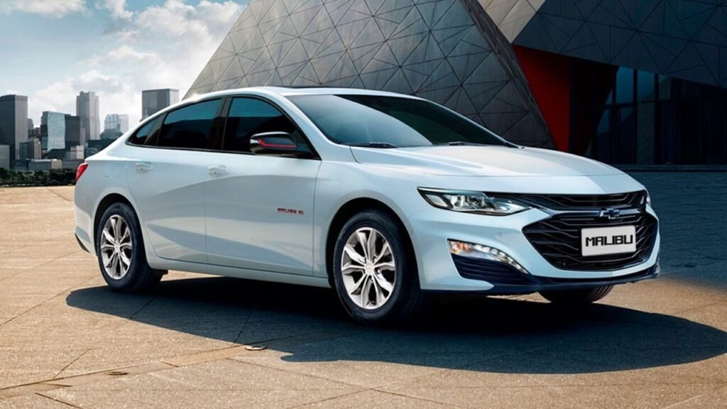 Новый Chevrolet Malibu XL появился в России: цены ниже, чем у Lada