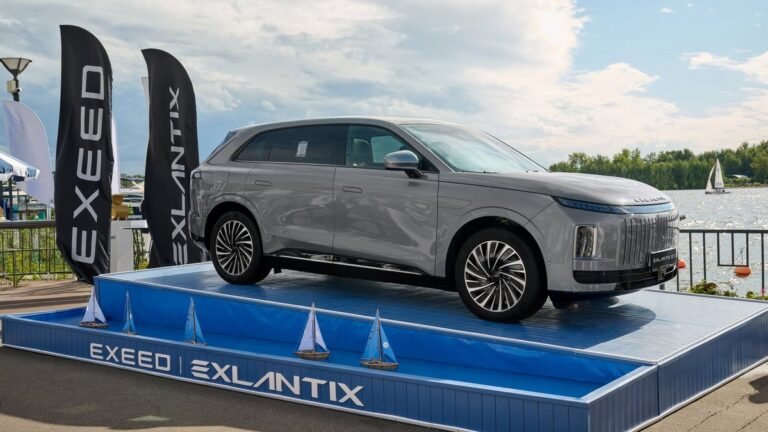 Новый кроссовер Exlantix E02 появится в России - стала известна дата