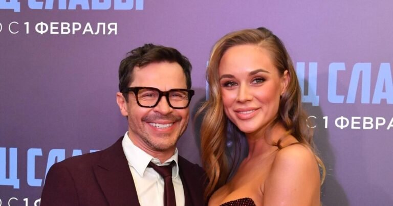 Павел Деревянко женился на Зое Фуць в ЗАГСе Барвихи