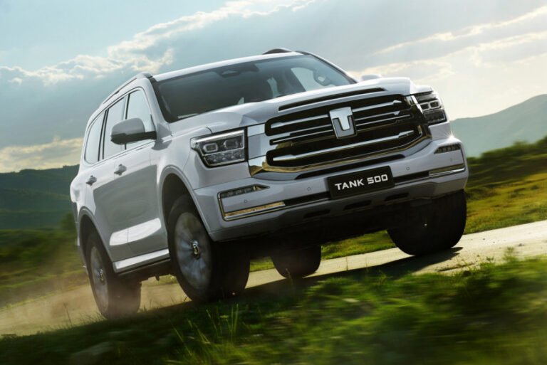 Подзаряжаемый гибрид Tank 500 Hi-Charge: цена и характеристики в России