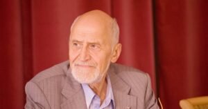 Представитель Дроздова опроверг слухи о его госпитализации