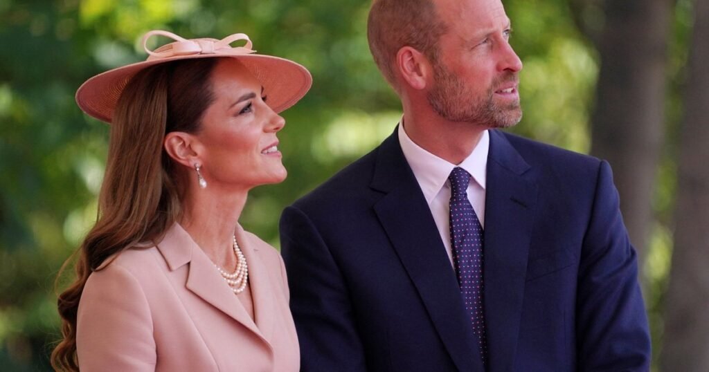 Принц Эндрю одержал победу над королем Карлом III в борьбе за недвижимость