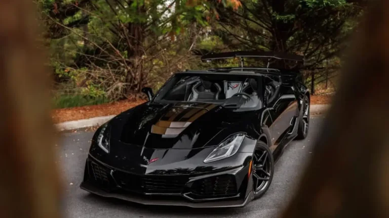 Редкий кабриолет Corvette ZR1 продается по удивительной цене