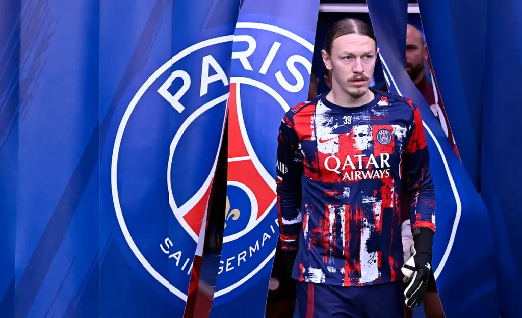 Сафонов и Забарный обсудили переход в «ПСЖ» на фоне слухов о конфликте