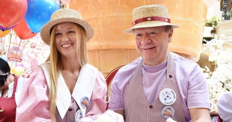 Саксофонист Бутман поздравил жену с 32-летием: любовь вопреки возрасту