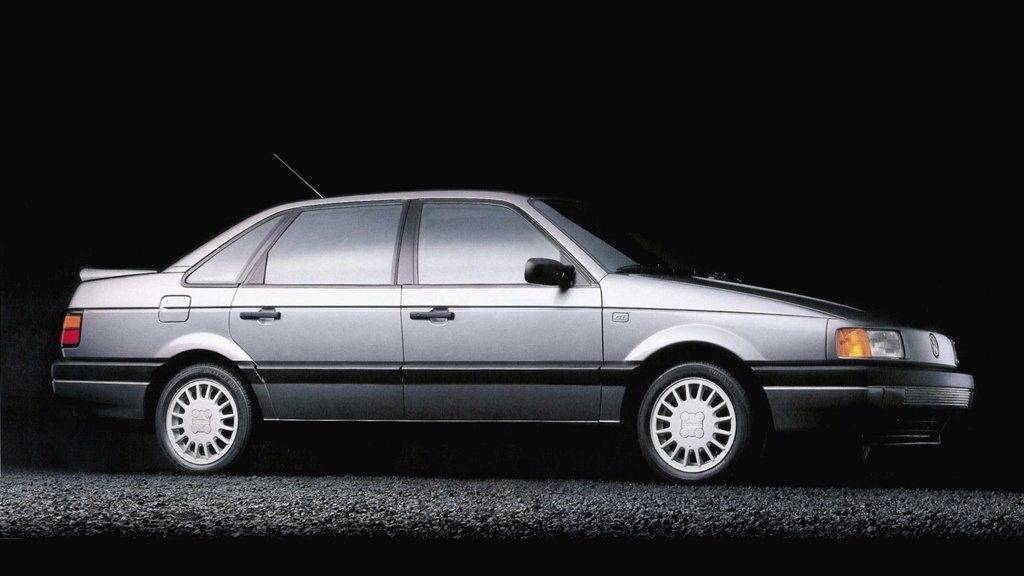 Самые популярные иномарки старше 30 лет в России