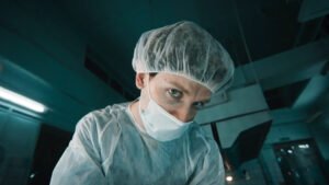Сериал «Хирург»: Медицинский триллер с детективным сюжетом
