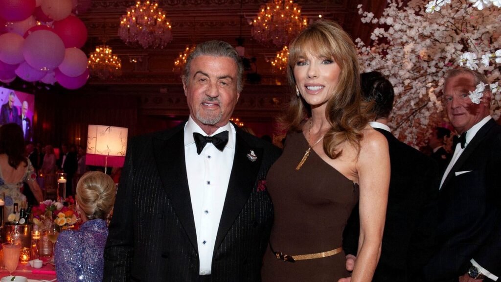 Сильвестр Сталлоне романтично поздравляет жену с днем рождения